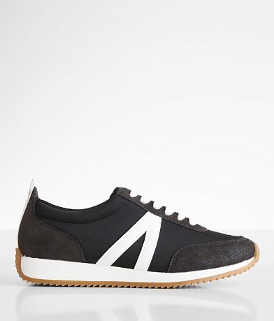 Mia Kable Casual Sneaker front view