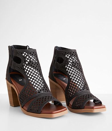 Mia Sharla Heeled Sandal misc detail 1 view