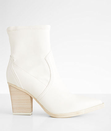 Jiselle Universal Boot Stretch Jean