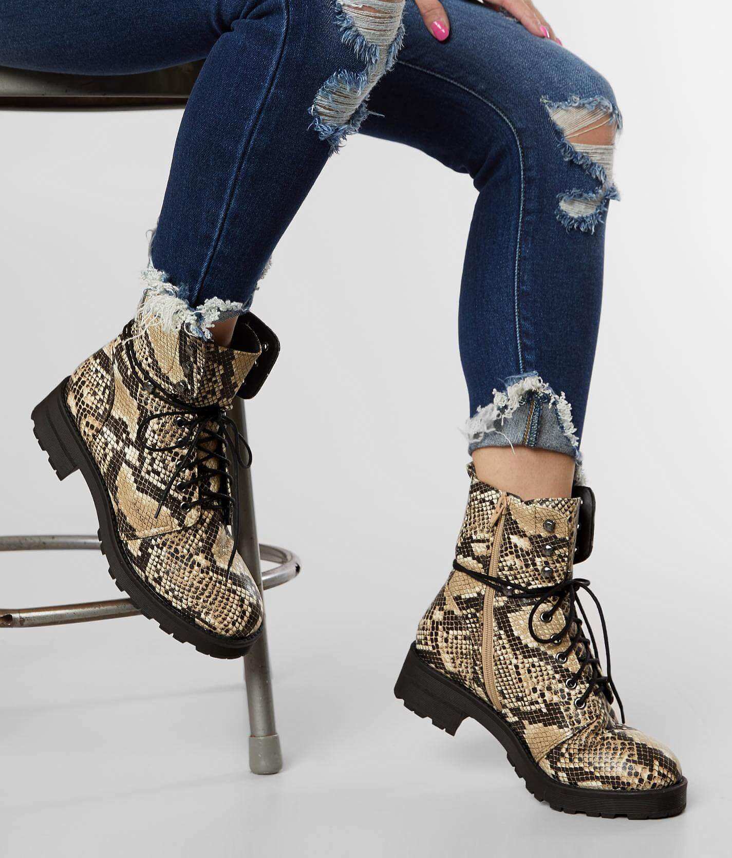 steve madden guided combat boot