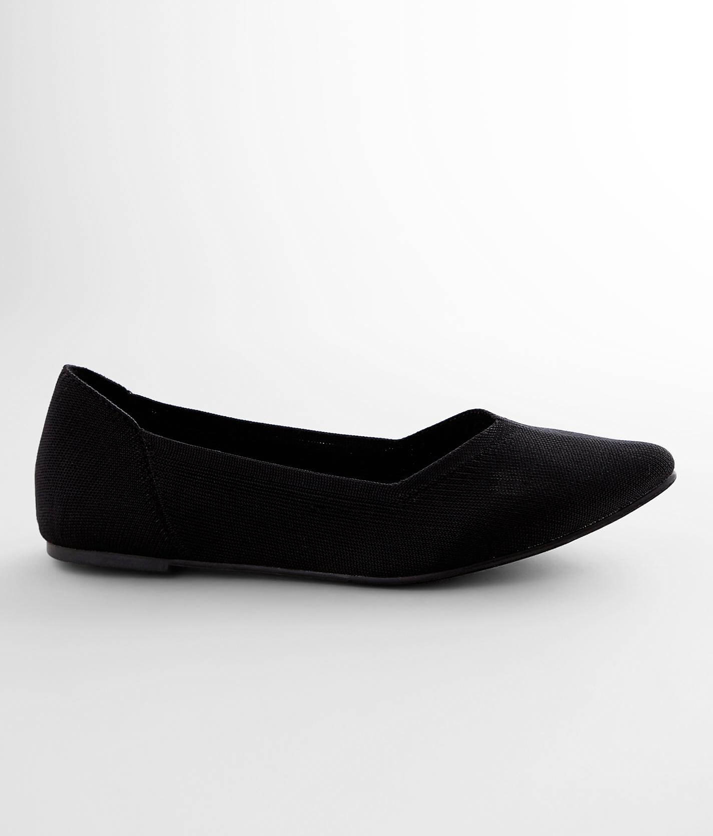 buckle flats womens