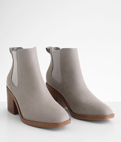 Mia Karollyn Chelsea Ankle Boot misc detail 1 view