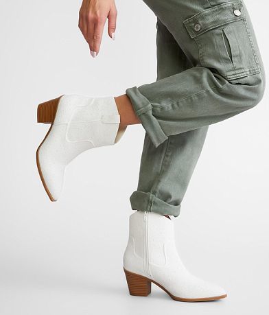 Mia Synclair Faux Pearl Ankle Boot MISC_DETAIL_5