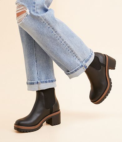 Mia Gretta Lug Ankle Boot MISC_DETAIL_5
