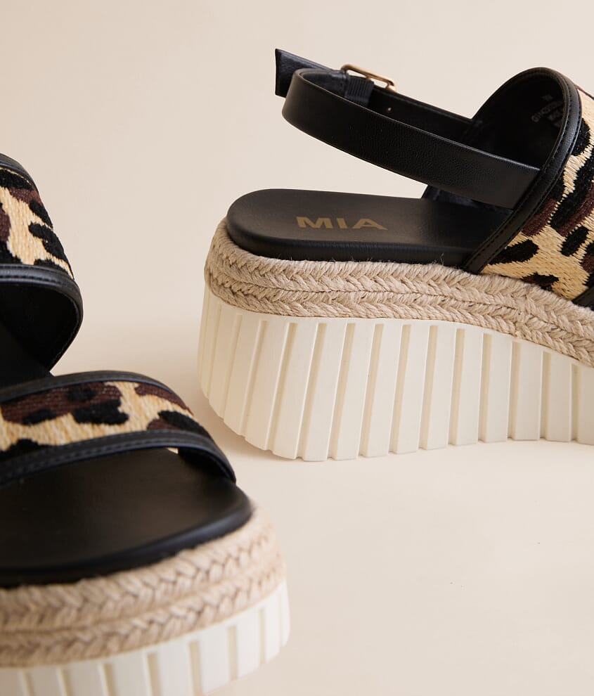 Alyshiaa Leopard Raffia Wedge Sandal