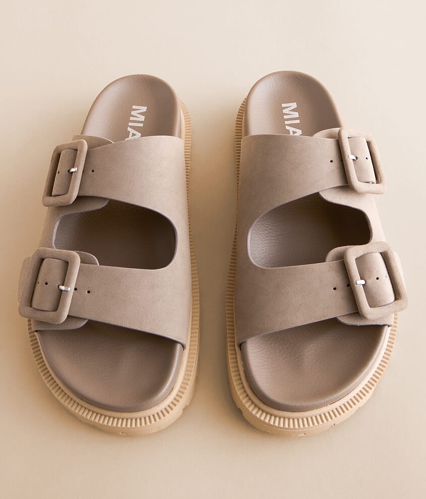 Gen Big Buckle Sandal - thumbnail 10