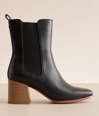 Mia Roxanna Heeled Ankle Boot front view