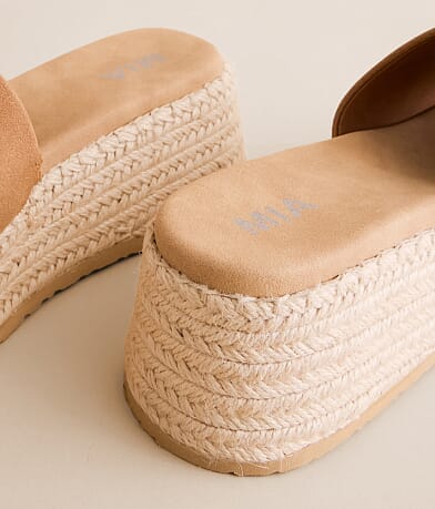 Mia Florennce Platform Wedge Sandal misc detail 4 view