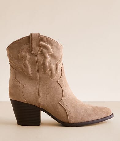 Mia Simoca Ankle Boot front view