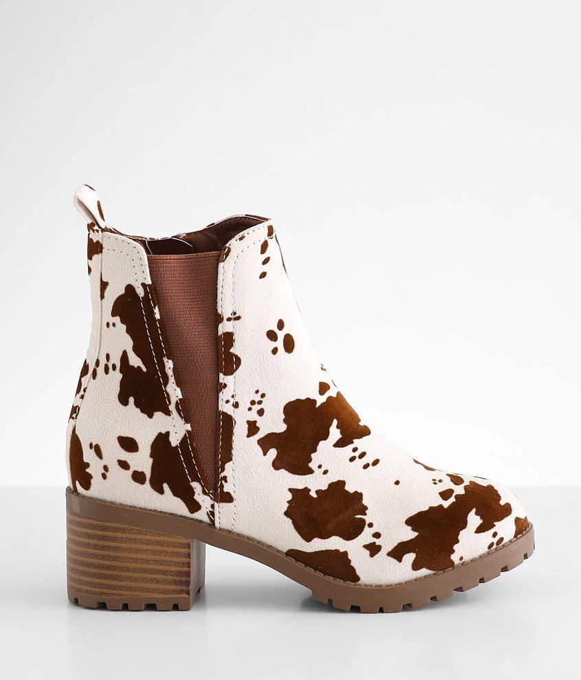 Cow print hot sale chelsea boots