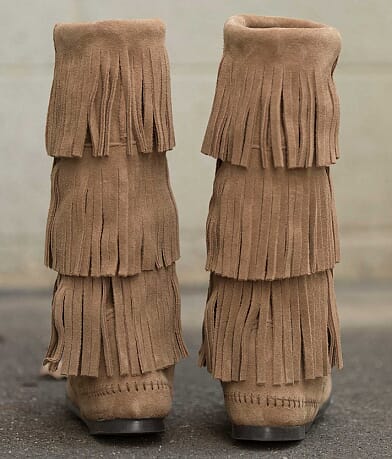 Minnetonka Triple Fringe Moccasin Boot misc detail 1 view