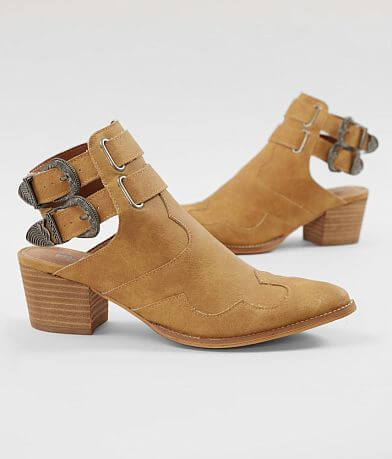Mi.iM Altair Ankle Boot misc detail 1 view
