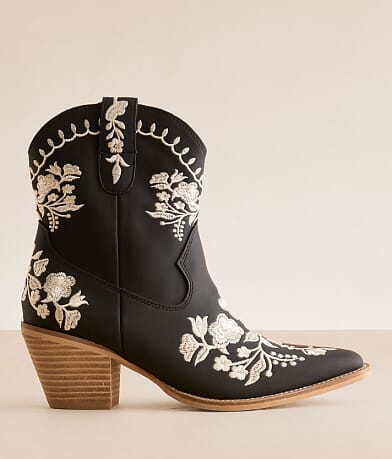 Mi.iM Caroline Western Ankle Boot front view