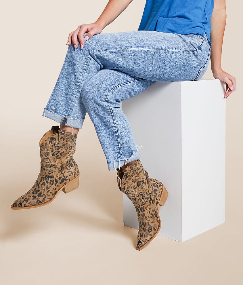 Claire Leopard Print Western Ankle Boot - thumbnail 6