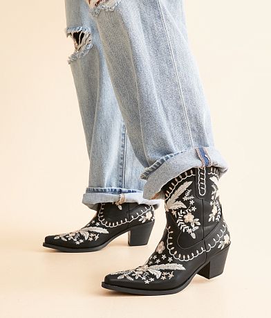 Mi.iM Corral Ankle Boot MISC_DETAIL_5
