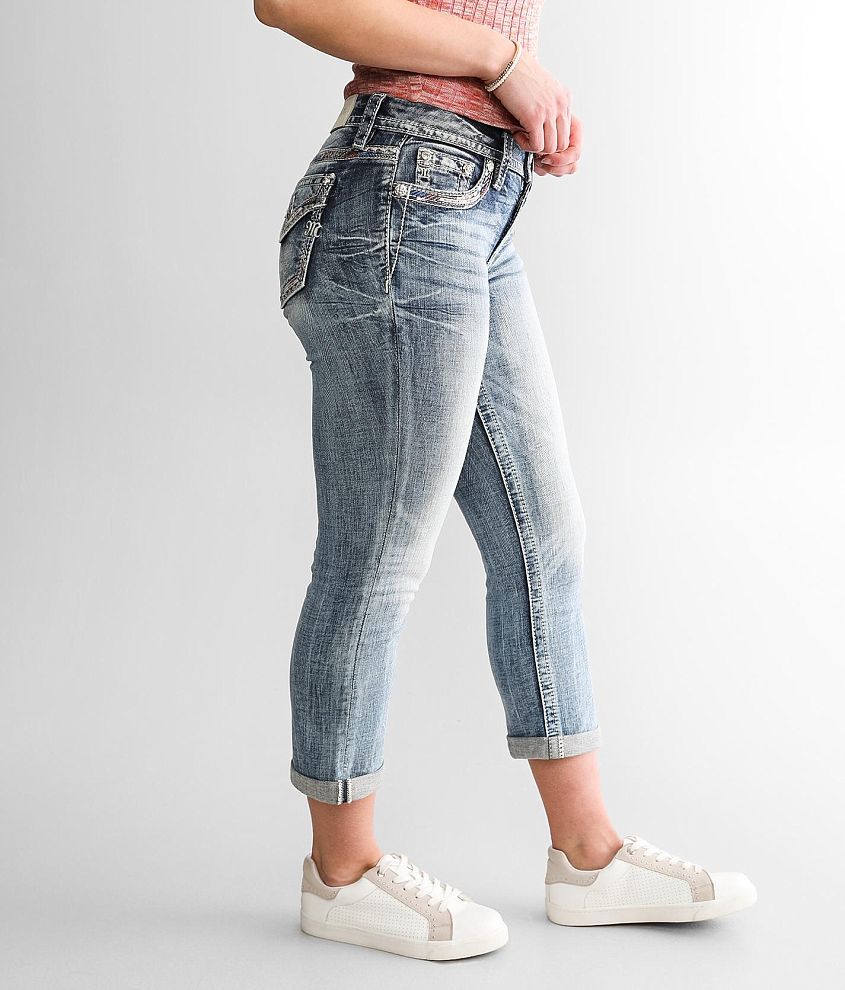 Curvy fit capri jeans sale