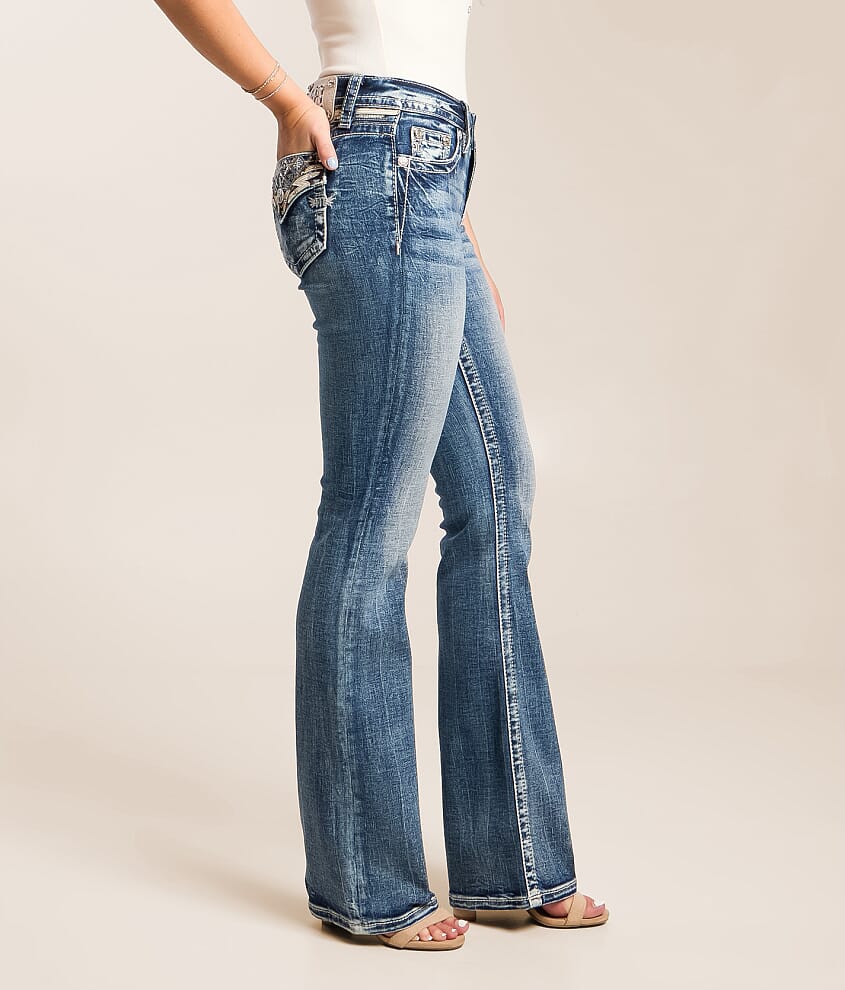 Universal Boot Stretch Jean thumbnail 3