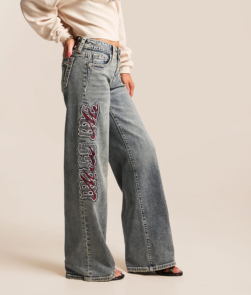 Low Rise Wide Leg Stretch Jean thumbnail 3