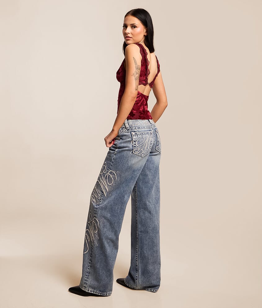 Low Rise Wide Leg Jean