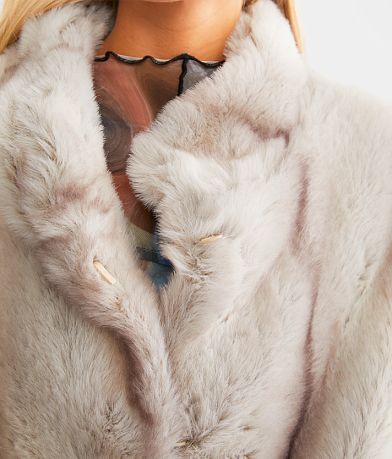 Miss Me Faux Fur Vest MISC_DETAIL_1