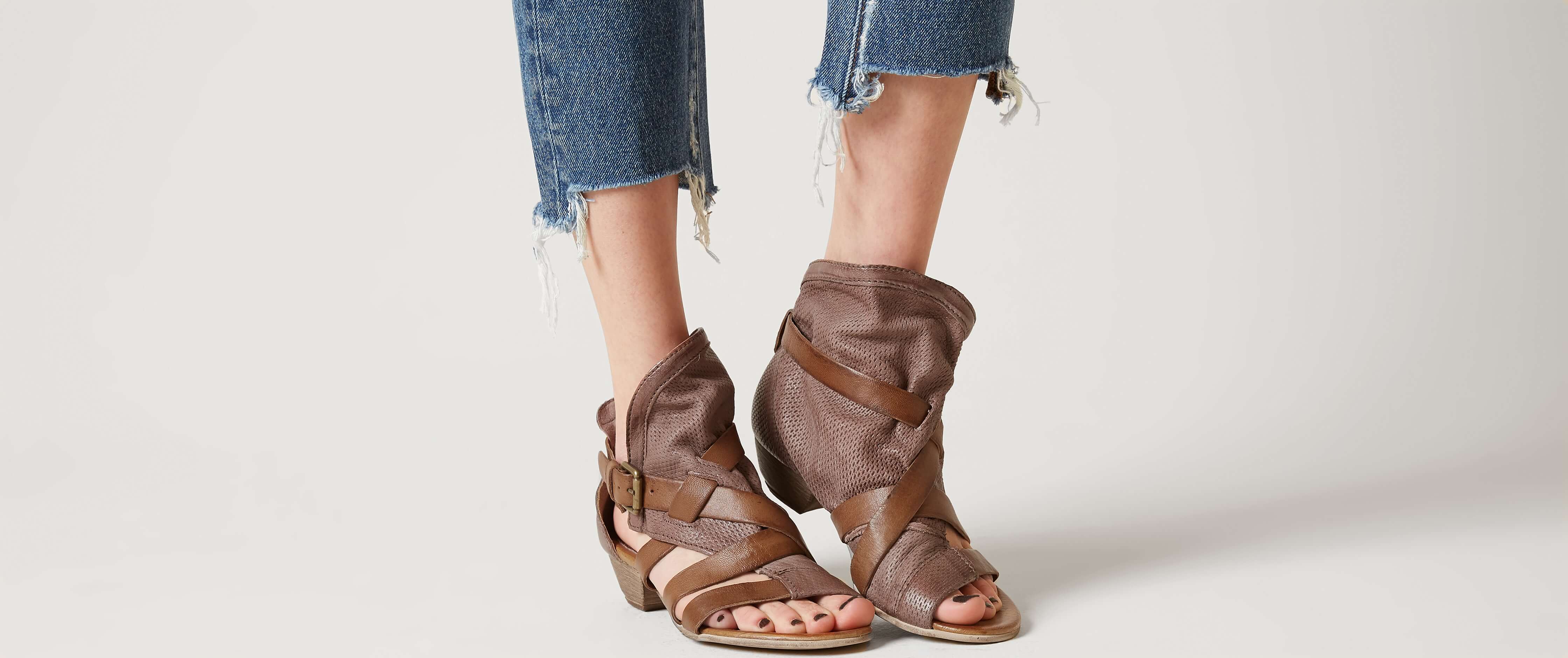 Miz Mooz Cassidy Leather Sandal - Clothing in Mauve | Buckle