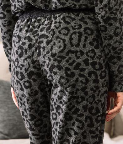 Fade by BKE Brushed Knit Leopard Jogger back detail view