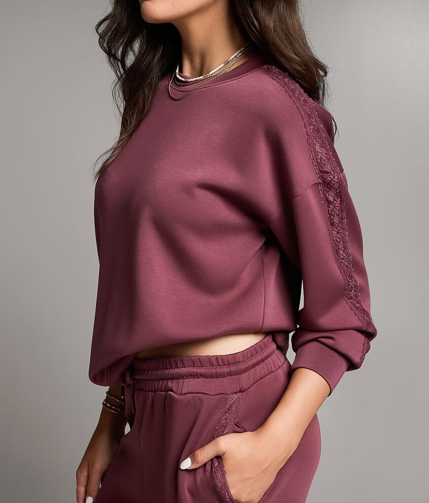 Lace Trim Pullover - thumbnail 4