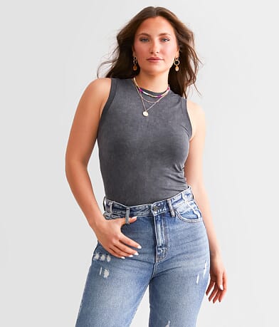 BKE core Washed Tank Top front view