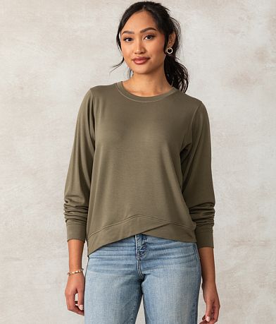 Buckle Black Jurnee Crossover Top front view