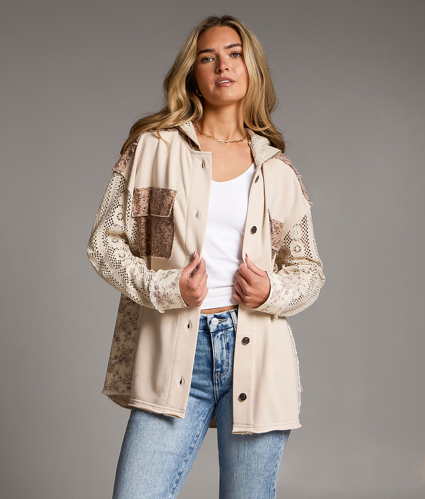 セーブザダック キルティングジャケット レディース ベージュ S BKE Floral Pieced Lace Hooded Shacket - Women's Coats & Jackets in