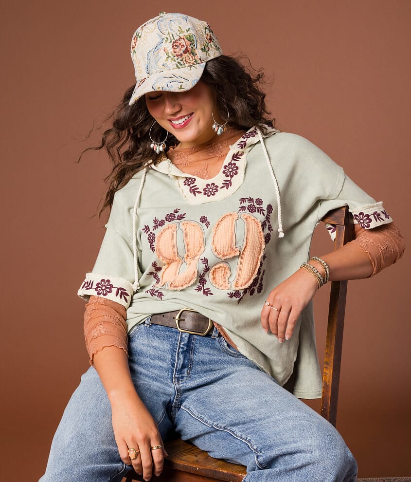 89 Floral Embroidered Patch Hoodie