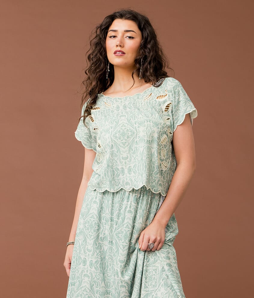 Scalloped Top