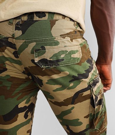 Smoke Rise&#174; Camo Cargo Taper Stretch Pant back pocket view