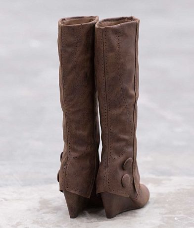 Not Rated Bonnie Boot misc detail 1 view