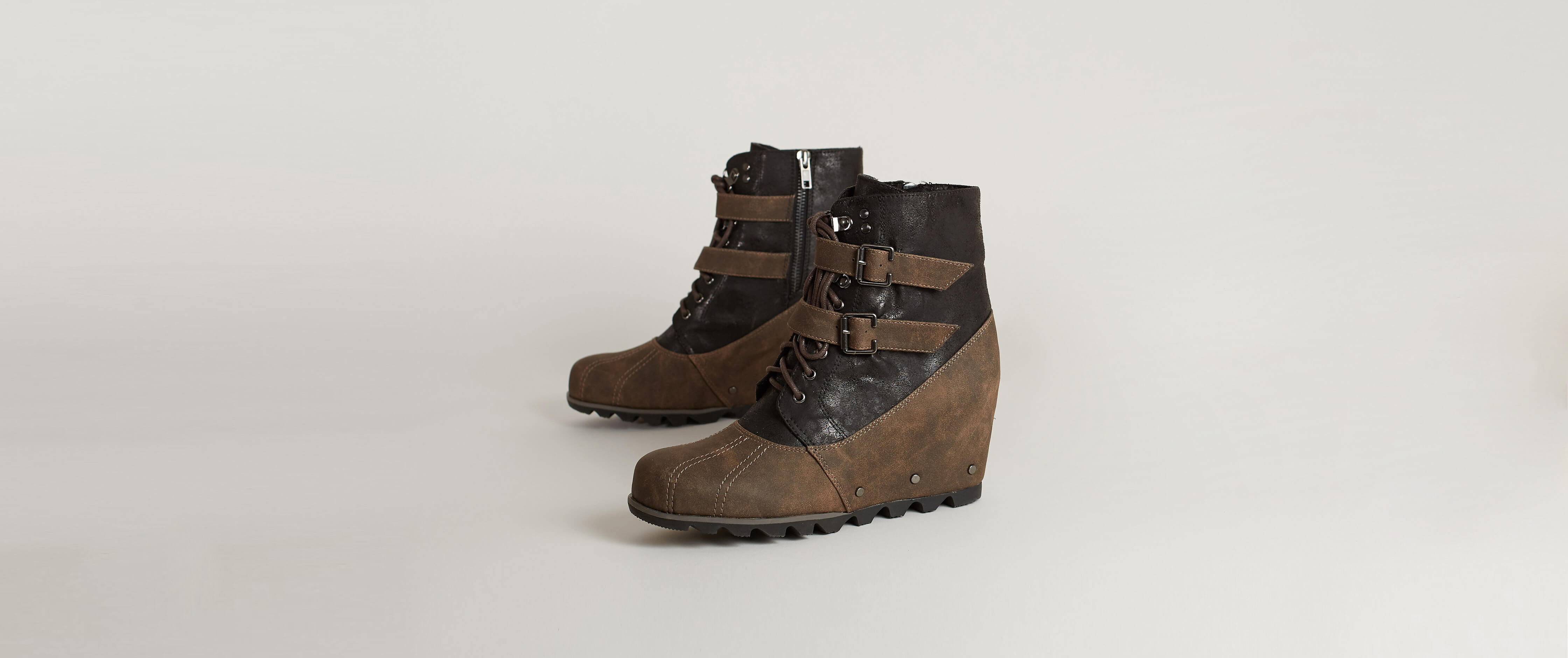 not rated wedge boots