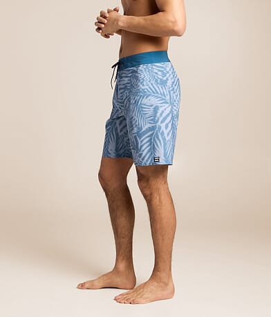 Sunday Airlite Stretch Boardshort thumbnail 2