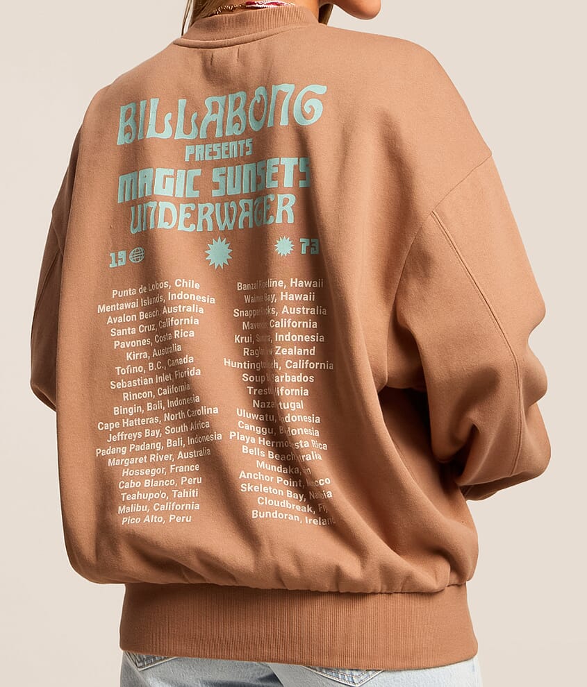 Take A Tour Oversized Pullover