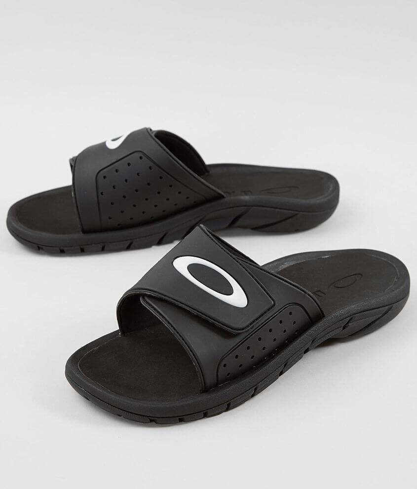 Oakley Super Coil Slide - Men's Shoes in Blackout | Buckle