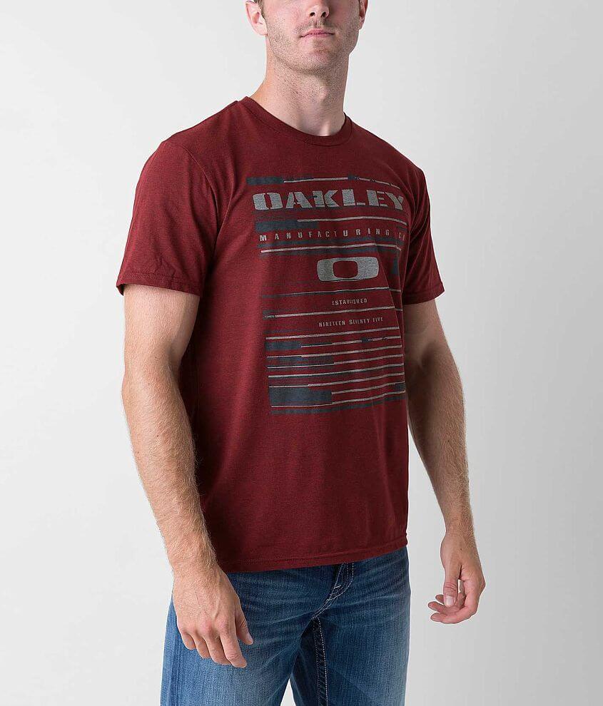Oakley Clutch T-Shirt front view