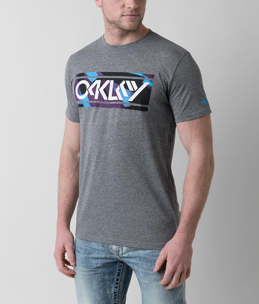 Oakley Octane O Hydrolix&#8482; T-Shirt front view