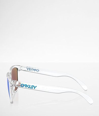 Oakley Frogskins&#8482; Prizm&#8482; Sunglasses MISC_DETAIL_2