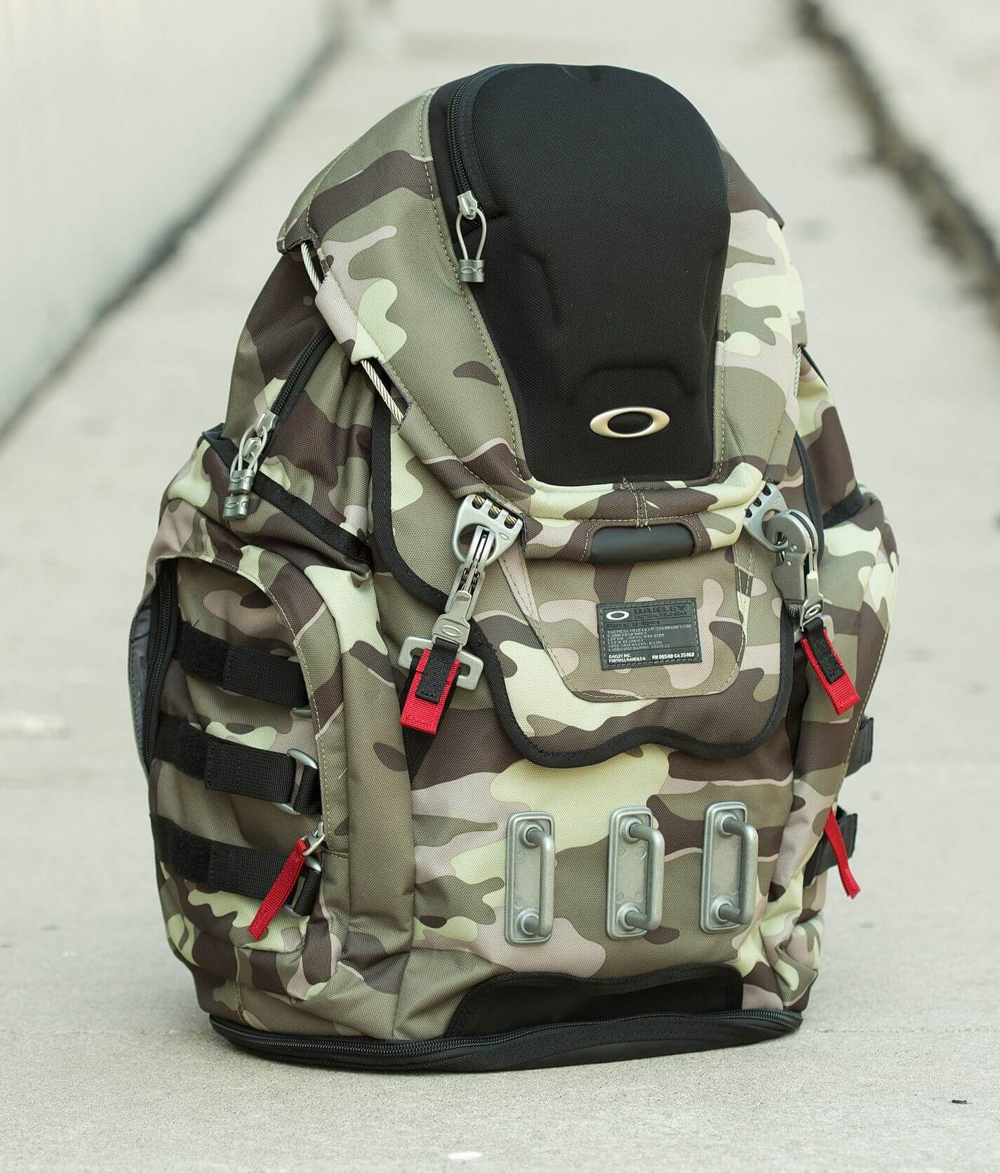 Oakley kitchen sink clearance camo