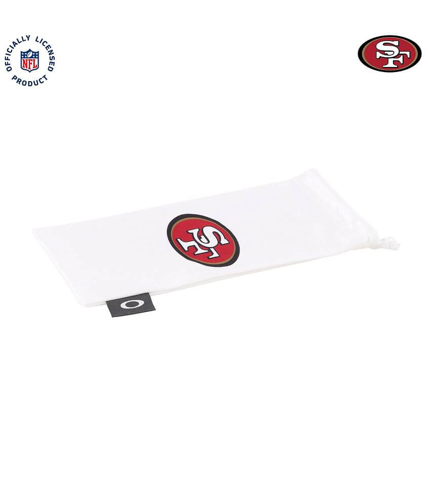 Oakley San Francisco 49ers Microbag - Men's Sunglasses & Glasses in White |  Buckle