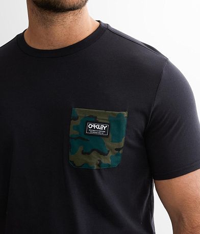 Oakley Classic T-Shirt misc detail 1 view