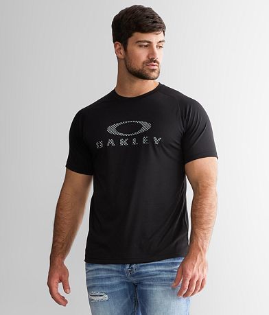 Oakley T-Shirts | Buckle