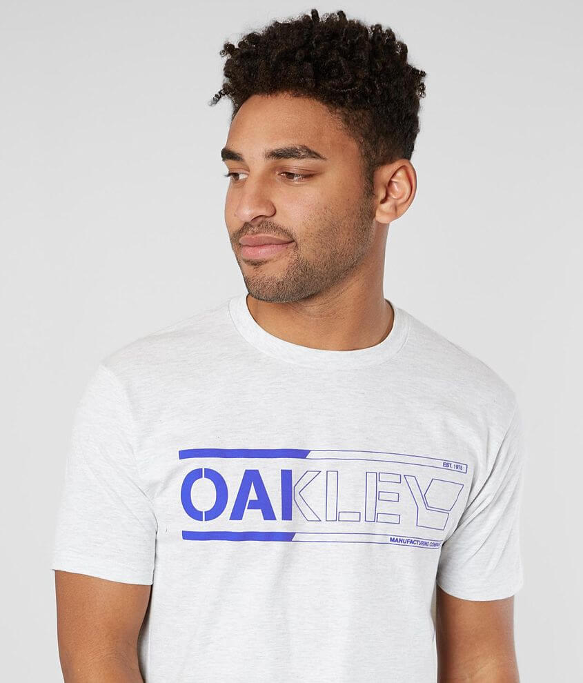 Oakley Split T-Shirt front view