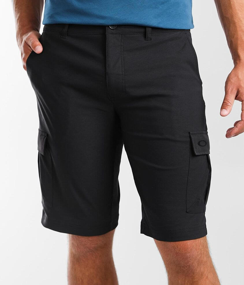 Oakley Hybrid Cargo Stretch Walkshort - Men's Shorts in Blackout | Buckle