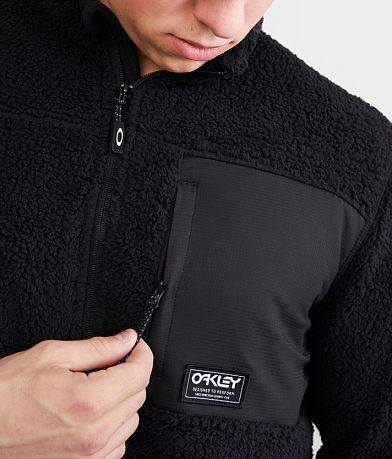 Oakley Mountain Fire Sherpa Jacket misc detail 1 view
