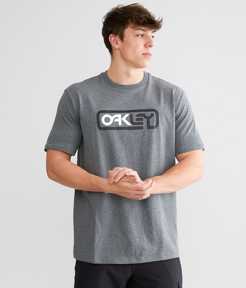 Oakley Locked In B1B T-Shirt - Men's T-Shirts in Athletic Heather Black ...