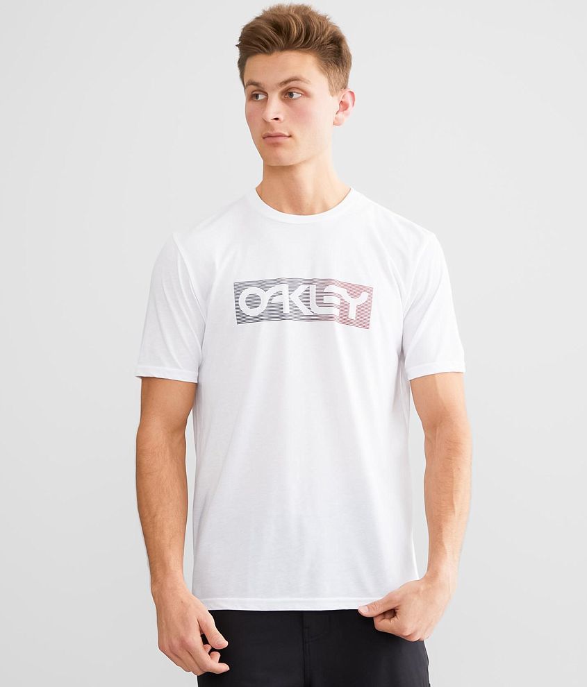 Camiseta Oakley Mod Mark Branca - Faz a Boa!